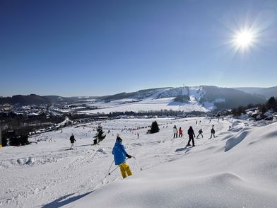 Skigebiet Ritzhagen Willingen mit Blick auf den Ettelsberg